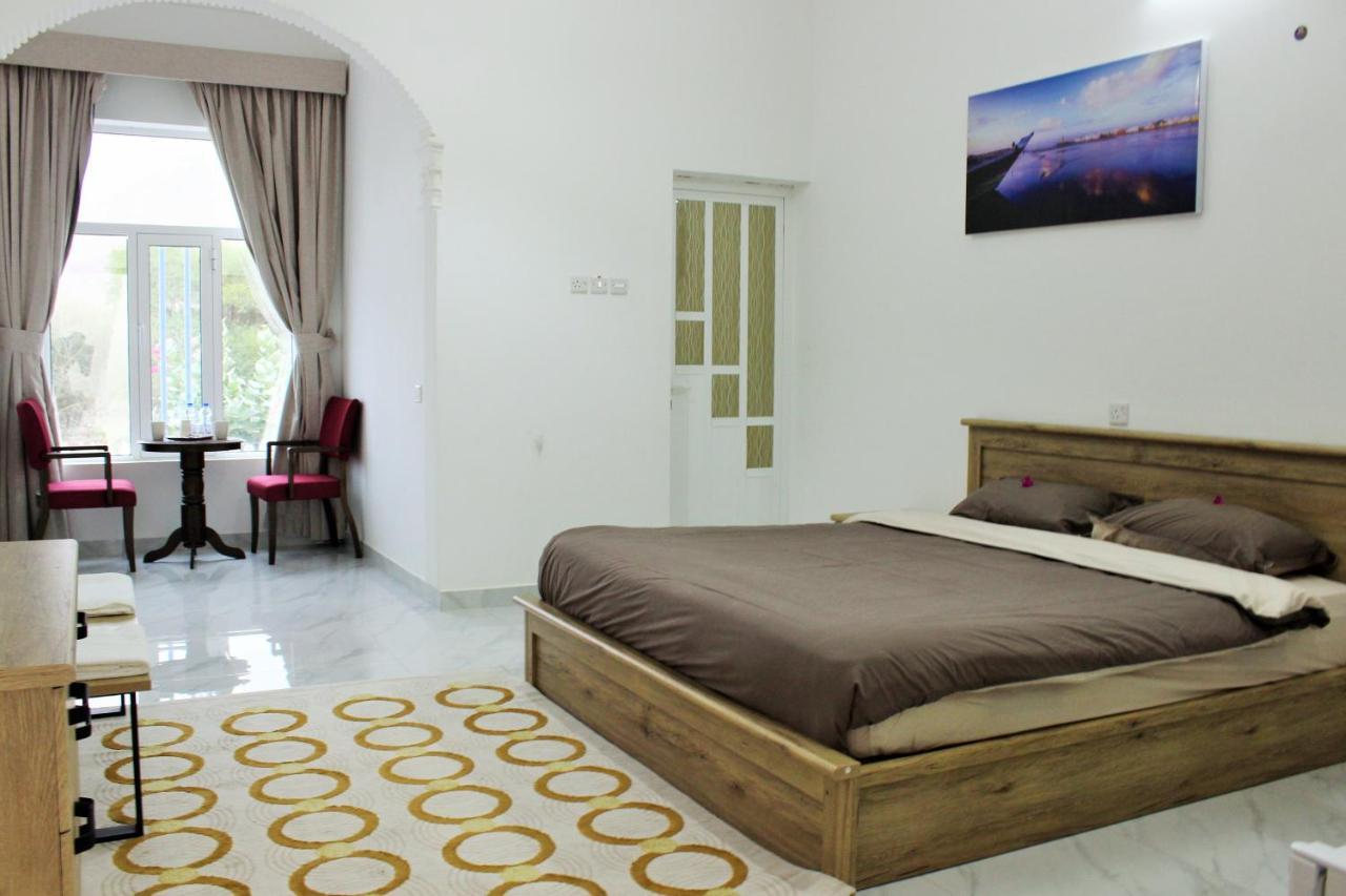 Tiwi Sunrise Hotel Exterior foto