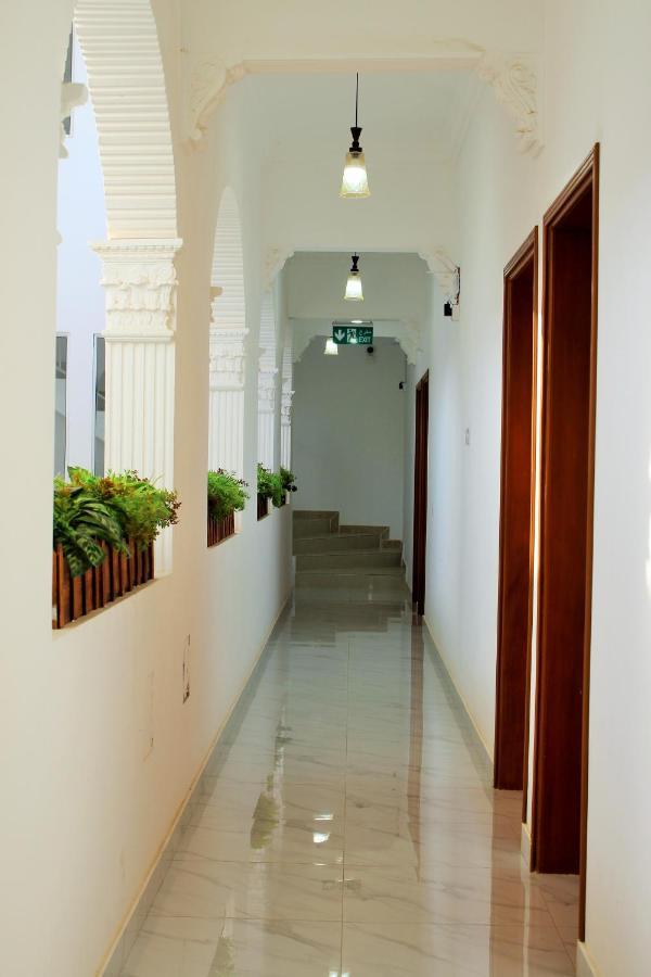 Tiwi Sunrise Hotel Exterior foto