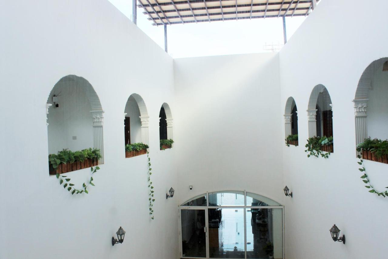 Tiwi Sunrise Hotel Exterior foto